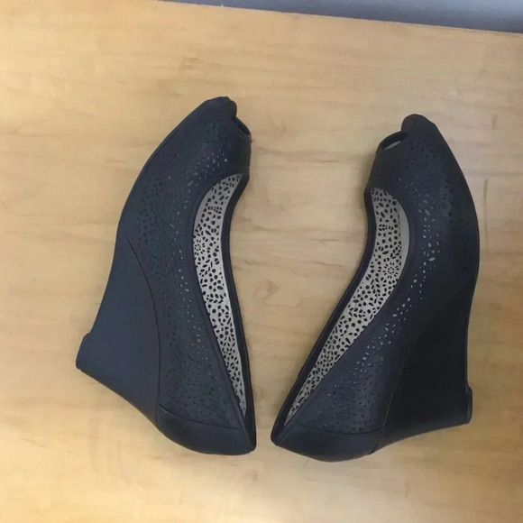 Rockport, open toe pump, leather shoe, Womans size 8.5 US black - Picture 3 of 14